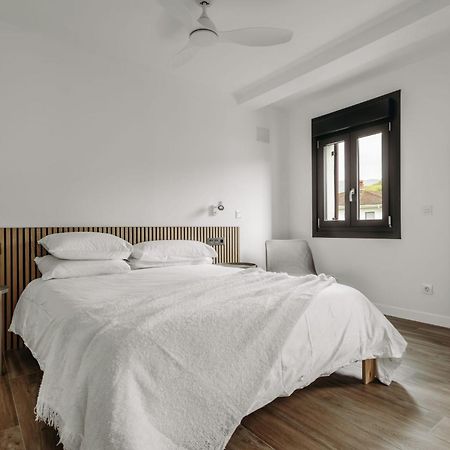 Apartamento Turistico Legate Elizondo Bagian luar foto